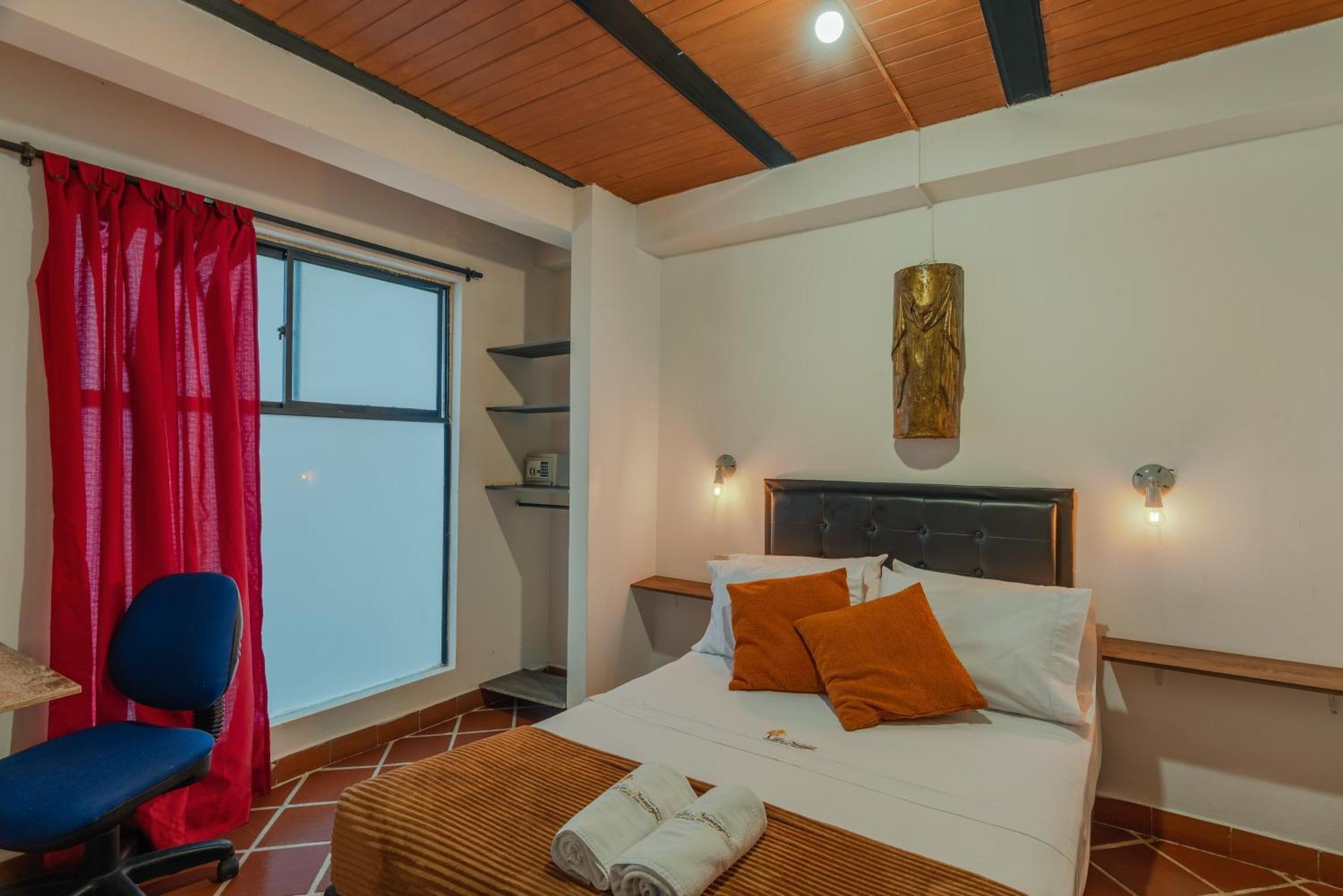Casa Los Naranjos Hostal Medellin Luaran gambar