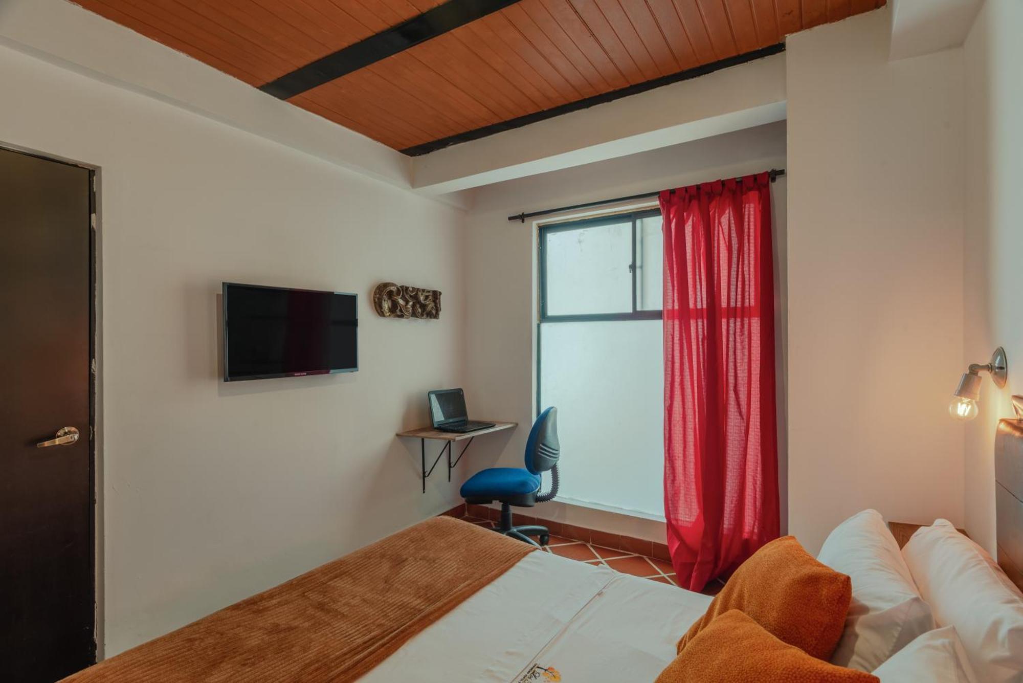 Casa Los Naranjos Hostal Medellin Luaran gambar