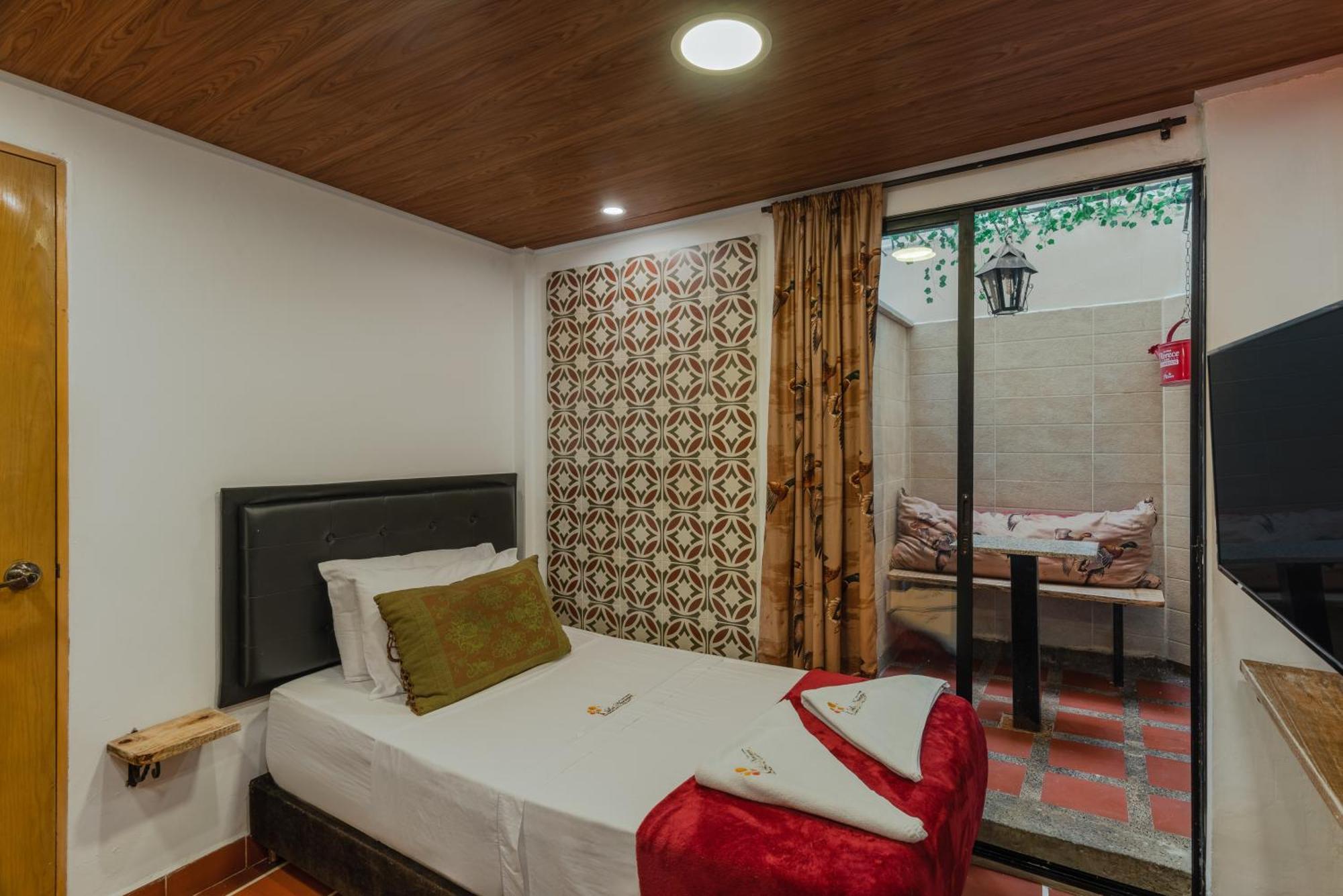 Casa Los Naranjos Hostal Medellin Luaran gambar